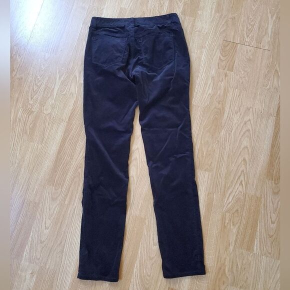 ANN TAYLOR | 'The Skinny' Modern Fit Velvet Pants - size 0 in Black - Picture 5 of 11